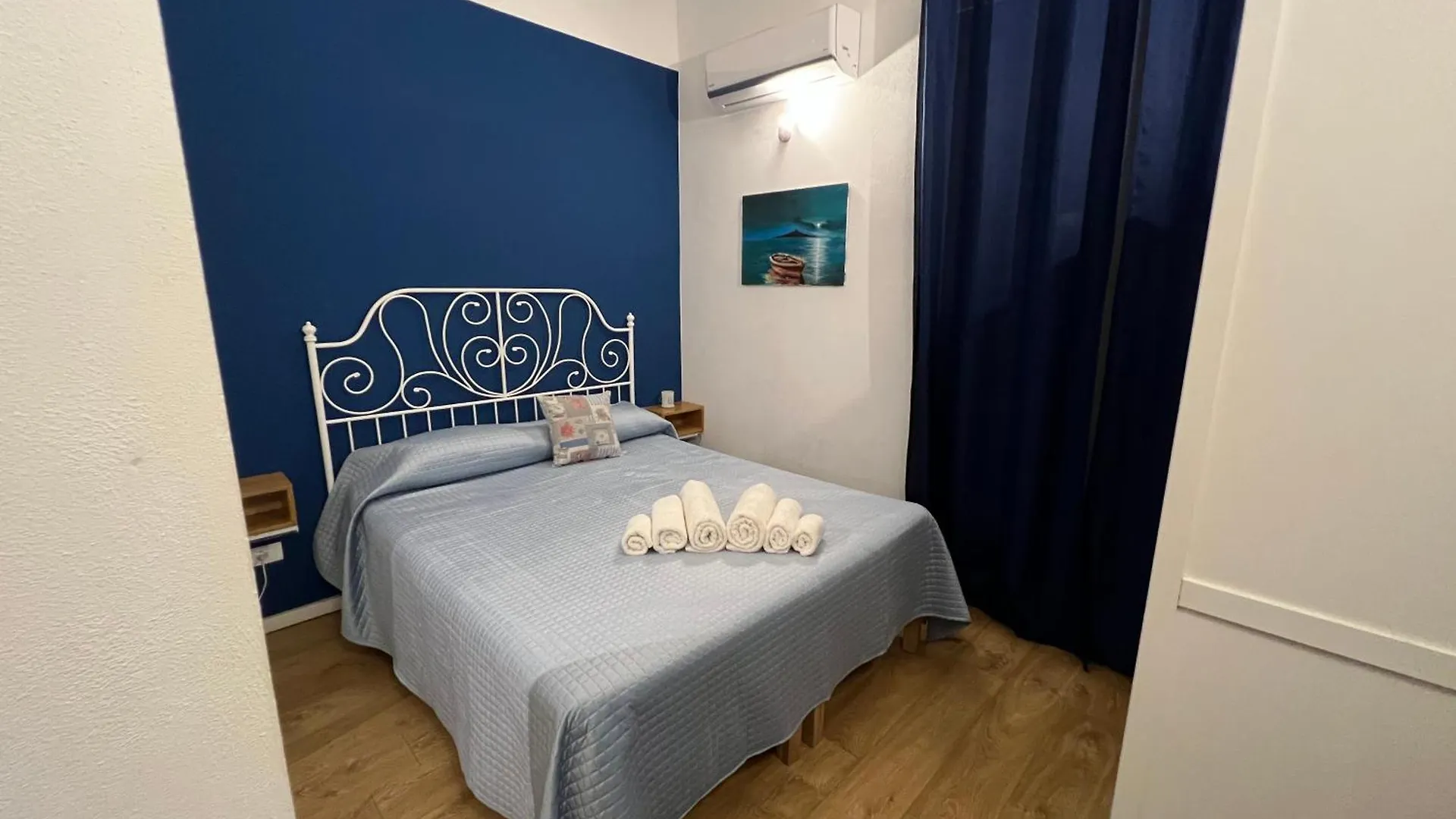 Ricasoli28 Apartaments contacts